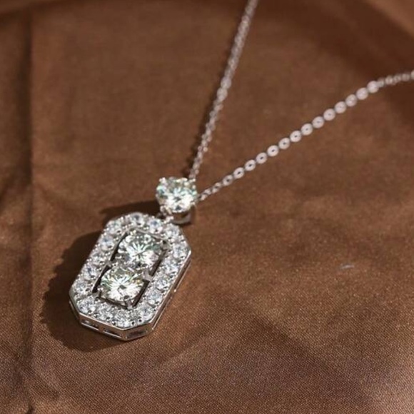 NWOT Sterling Silver  3 x 1 CT Moissanite Necklace 16” to 18” GRA Certified - Picture 7 of 7